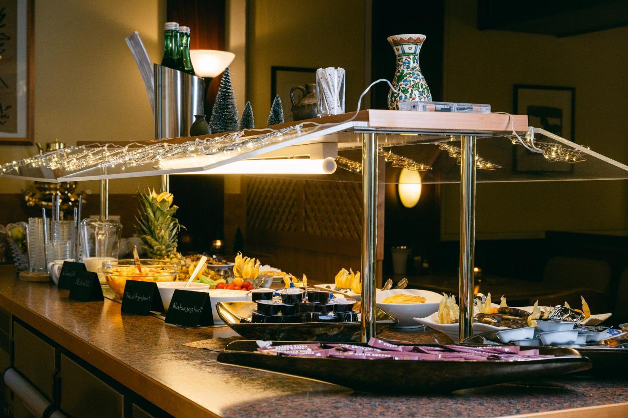 Ambiance Hotel - Braunau - Simbach ブラウナウ・アム・イン エクステリア 写真